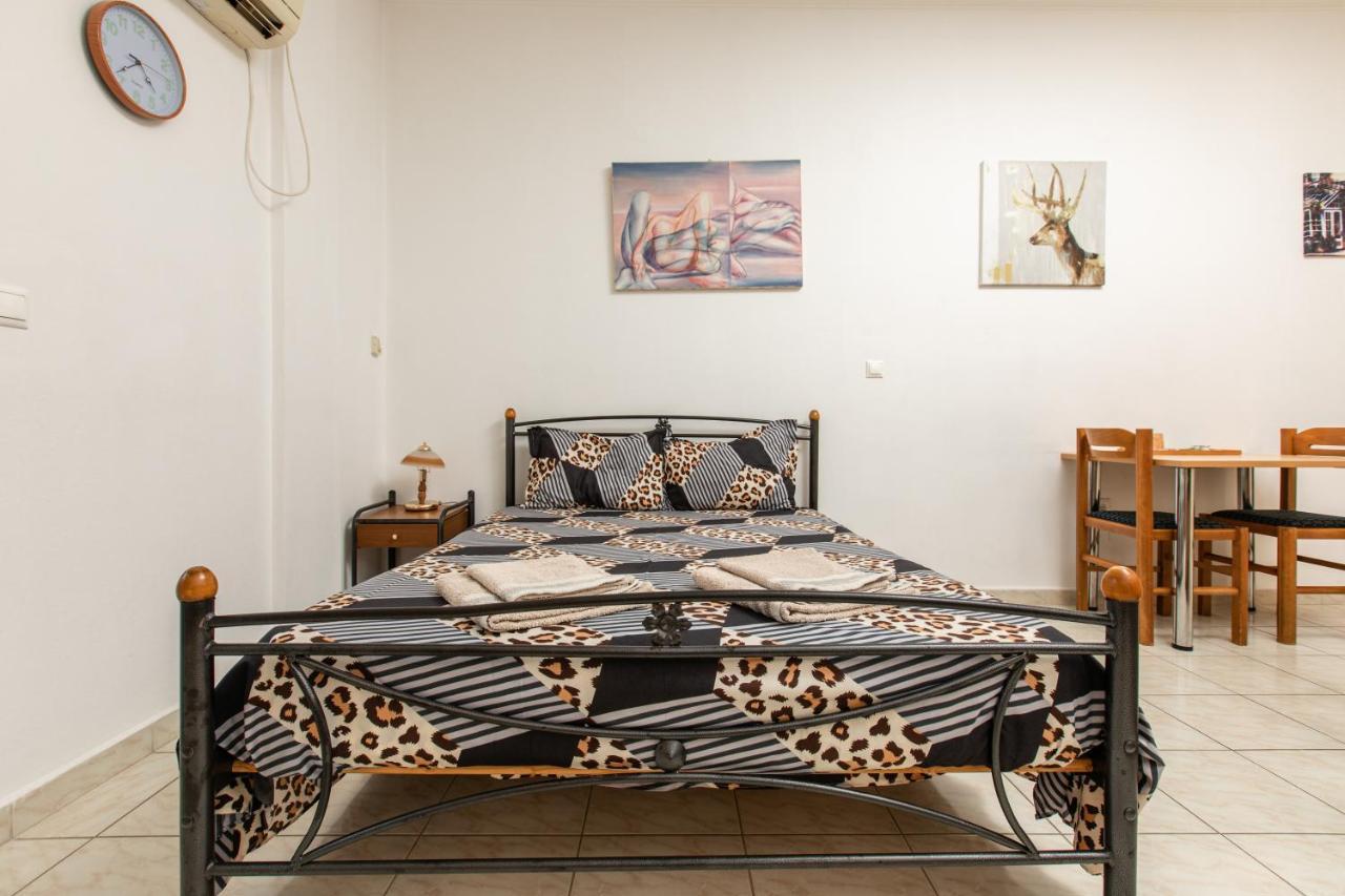 Central Cozy Apartment スパルティ エクステリア 写真